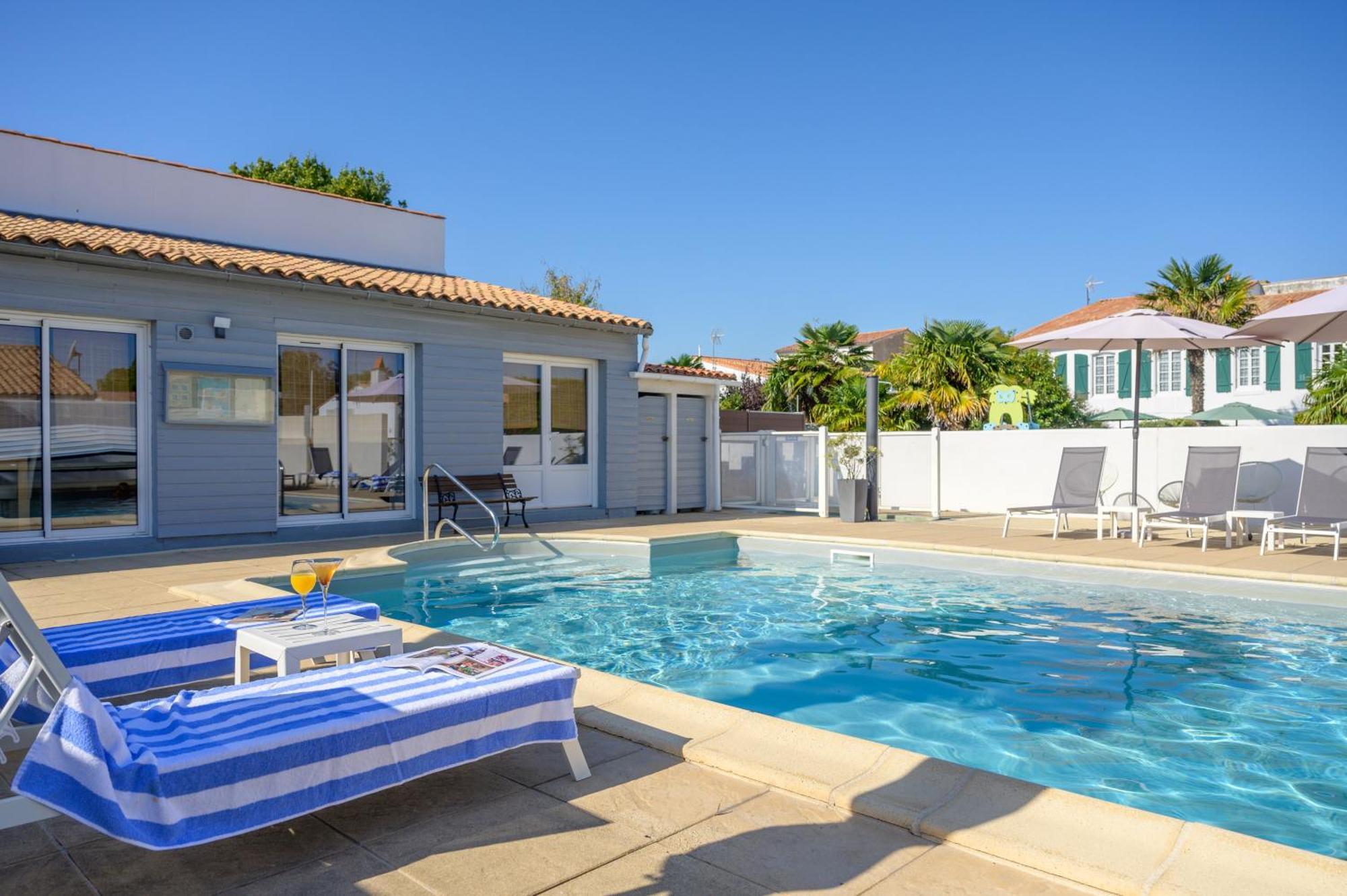 Locations De Vacances Le Clos Rhea Saint-Martin-de-Ré Esterno foto